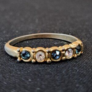 Vintage Gold Tone Band Ring With Blue & Clear Stones Size 9.5/10